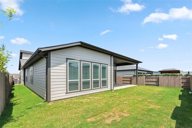 Building Photo - 7608 Boyd Hvn Dr