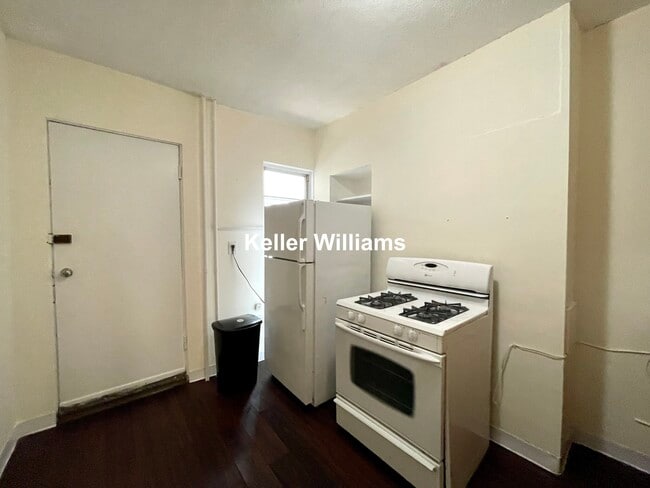 Building Photo - 50 Saint Germain St