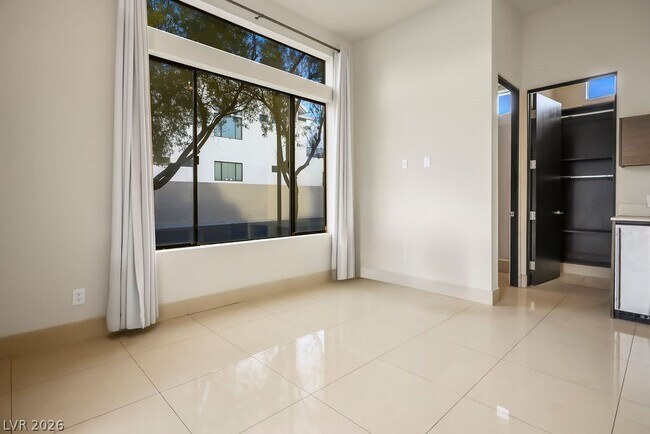 Building Photo - 7434 Yonie Ct