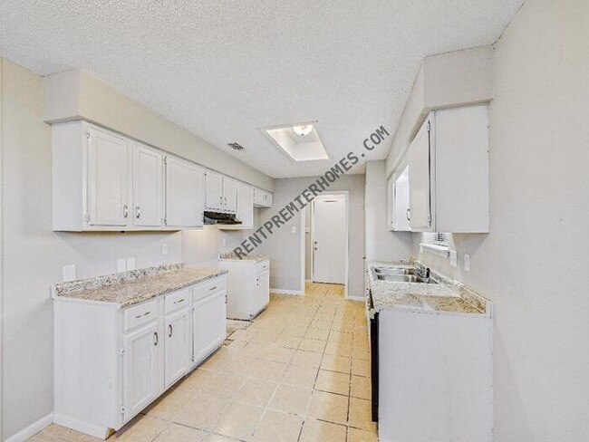 Building Photo - 509 Gamble Rd