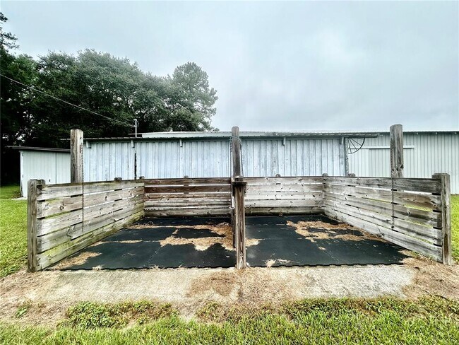 Building Photo - 9422 NW 125th Ave