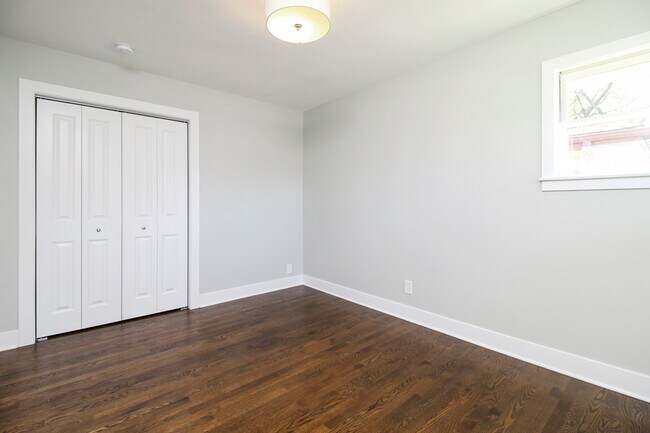 Building Photo - 605 N Wille St