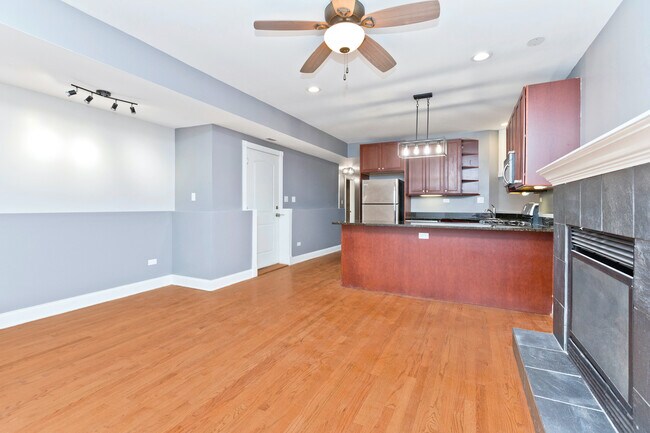 Building Photo - 5212 N Winthrop Ave