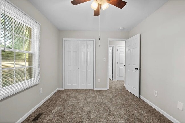 Building Photo - 1213 Butterwood Cir