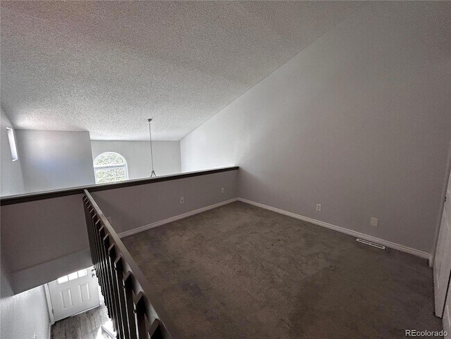 Building Photo - 7250 Devinney Ct