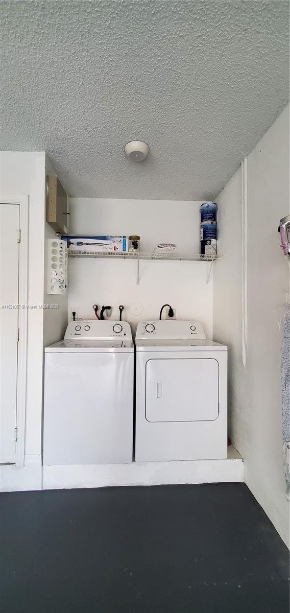 Building Photo - 2075 Borealis Way