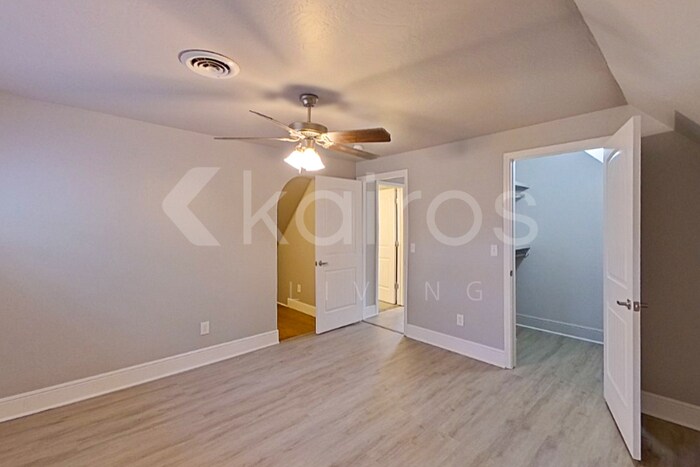 Building Photo - 4522 Chisholm Trail