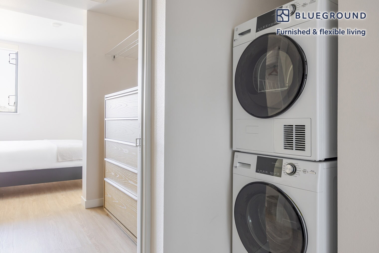 Building Photo - 200 Mesnager St