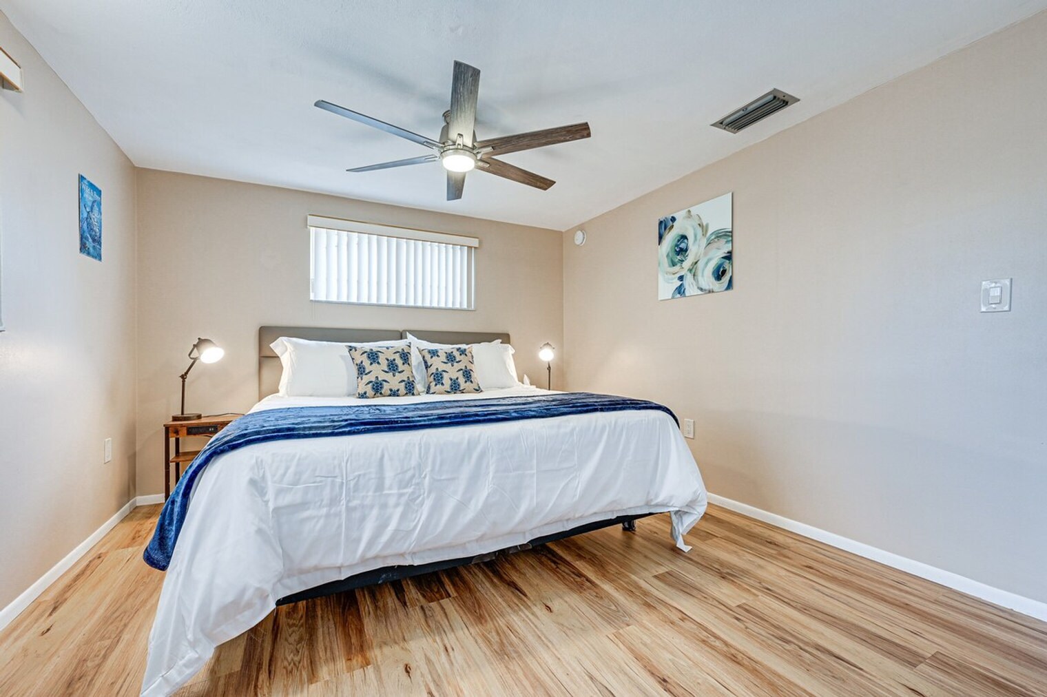 Building Photo - 7536 Topay Ln