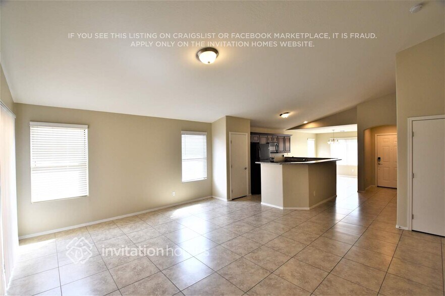 Building Photo - 1932 W Nancy Ln