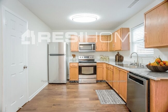 Building Photo - 4366 Fullwood Ct