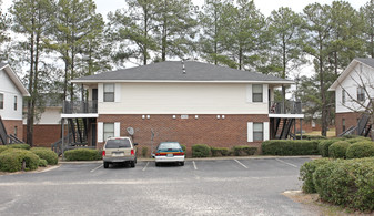 Building Photo - Ridge Crossing Apartments