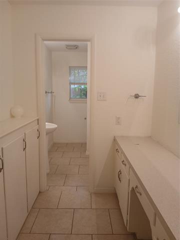 Building Photo - 4918 Rockport Dr