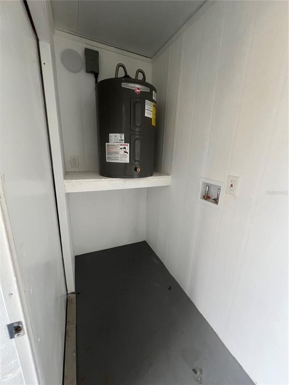 Building Photo - 2533 Myrtle Ave