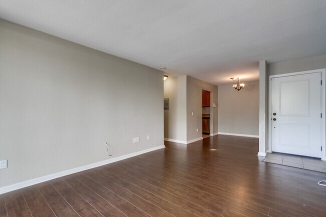 Building Photo - 1350 N Escondido Blvd