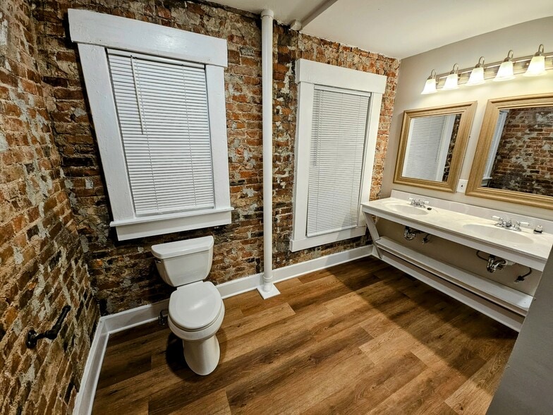 Second Floor Bathroom - 215 Dakota Ave