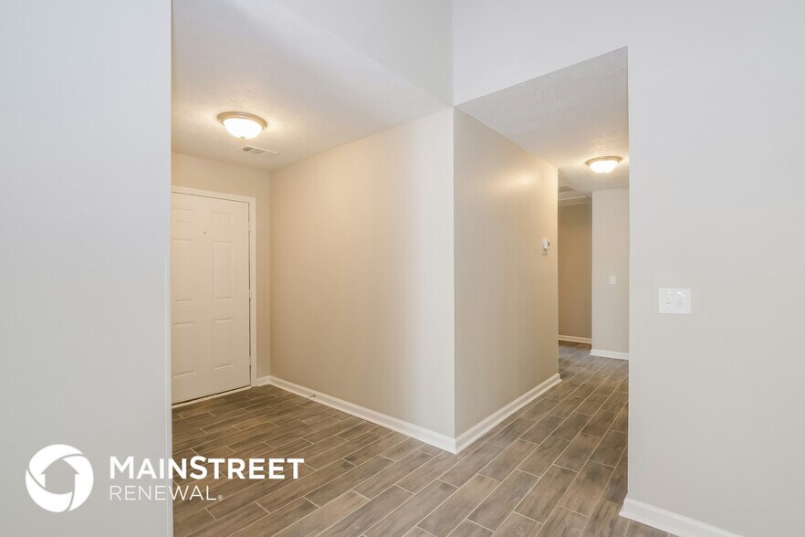 Building Photo - 65 Burdell Dr