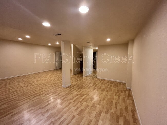 Building Photo - 5271 Canyon View Dr
