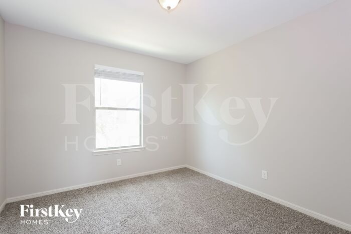 Building Photo - 10703 Ranchland Fox