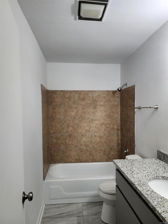 Building Photo - 4 Howard St