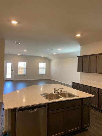 Building Photo - 1501 Bridle Dr