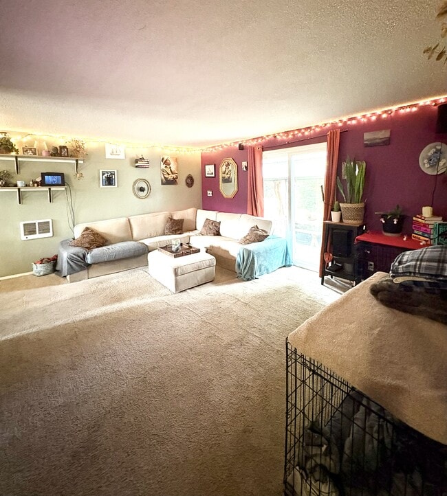 Building Photo - 13590 NW Coho Run