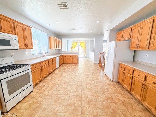 Building Photo - 5604 Rocky Ravine Ave