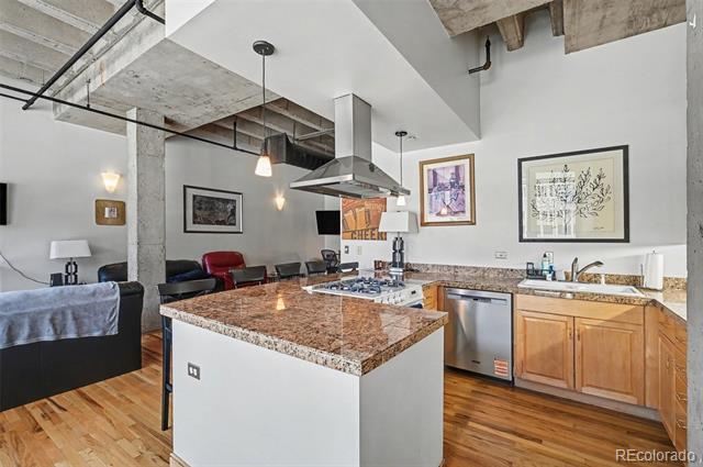 Building Photo - 1020 15th St