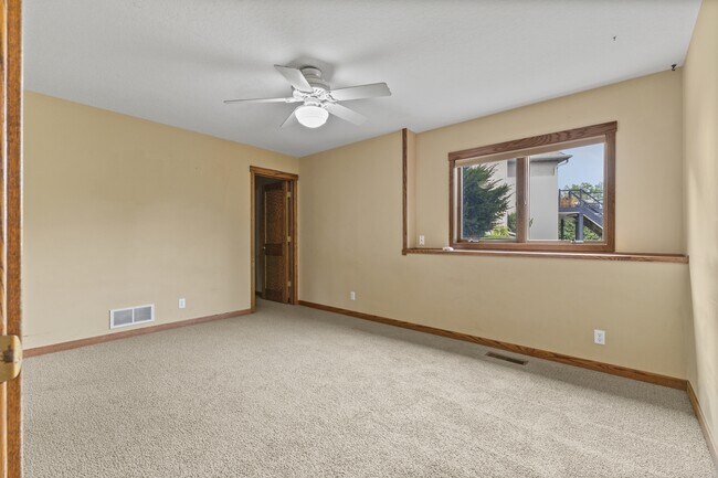 Building Photo - 11435 Kenyon Ct NE