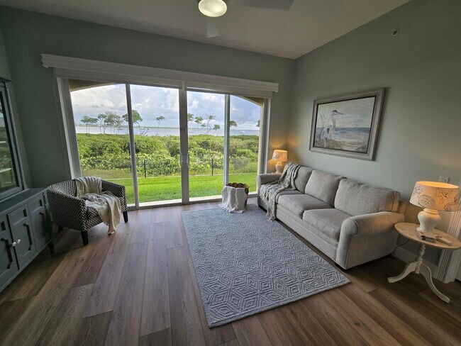 Building Photo - 22 Harbour Isle Dr W