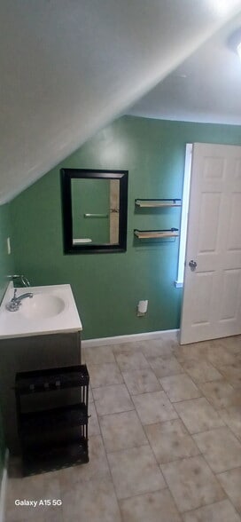 Building Photo - 14450 Borgman St