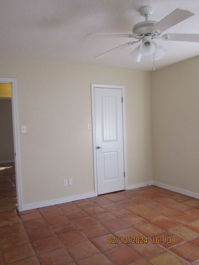 Building Photo - Home located in the Cache area!