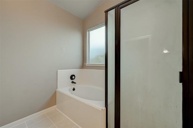 Building Photo - 2439 Marquette Trail