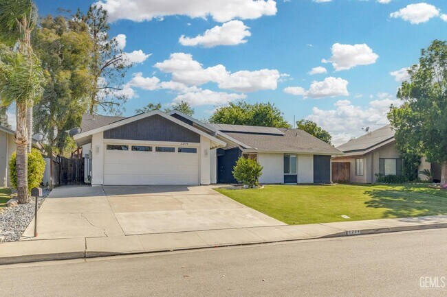 Primary Photo - 5209 Pla Vada Dr