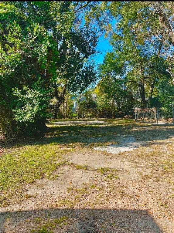 Building Photo - 113 N Carlen St