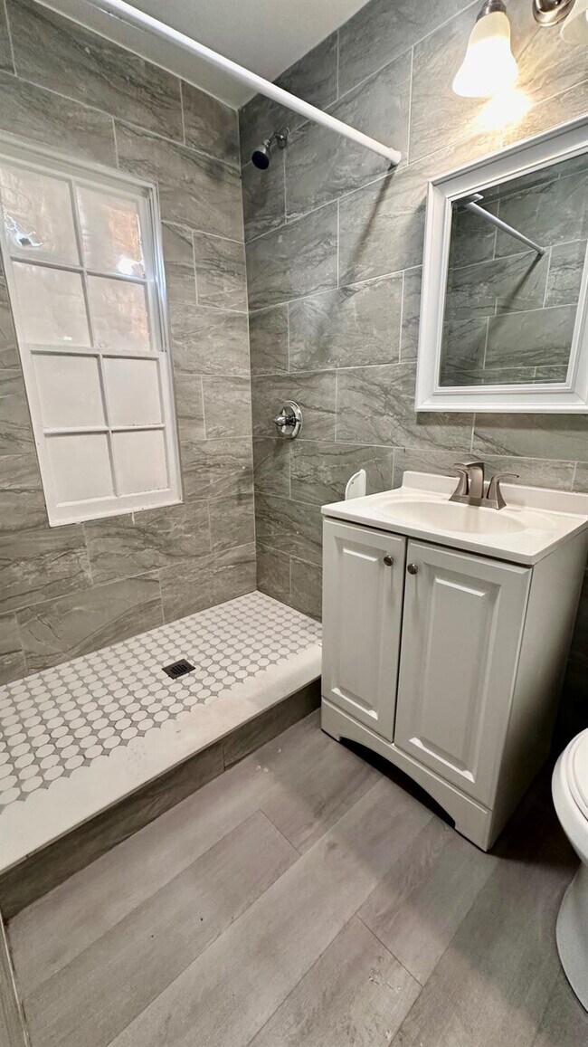 Building Photo - 325 N Federal Hwy