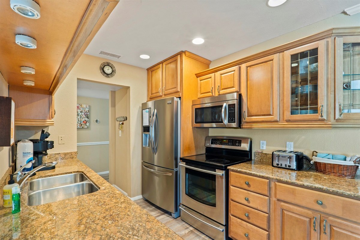 Building Photo - 3585 41st Way S