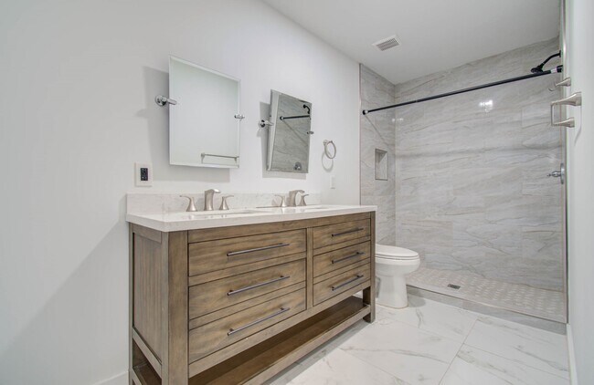 Building Photo - 21922 Gold Leaf Trail