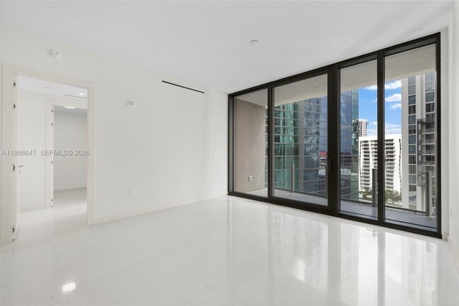 Building Photo - 300 Biscayne Blvd Way