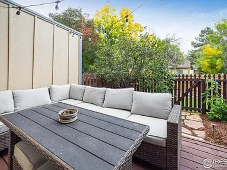 Building Photo - 11951 E Kepner Dr