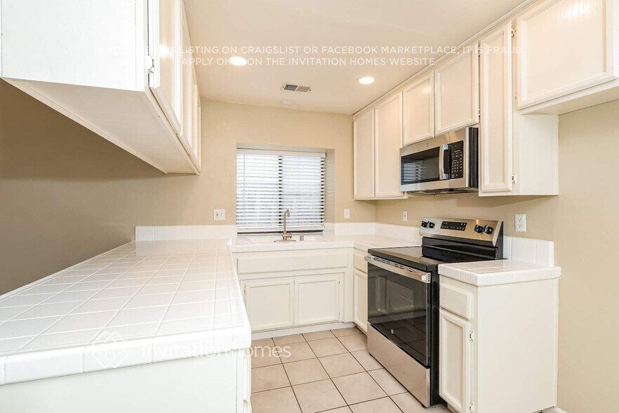 Building Photo - 9104 Dove Meadow Ct