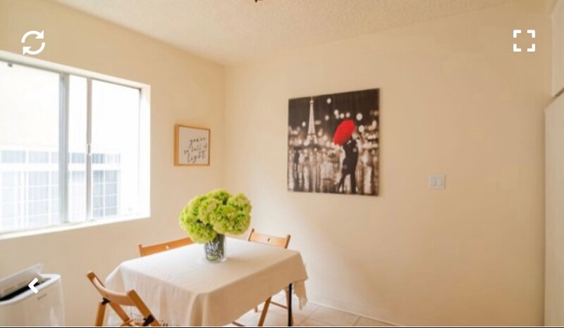 Building Photo - 8710 Delgany Ave