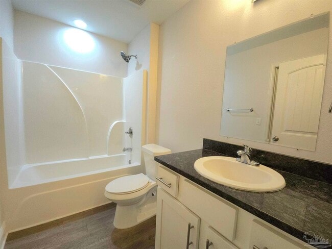 Building Photo - 313 N Navy Blvd