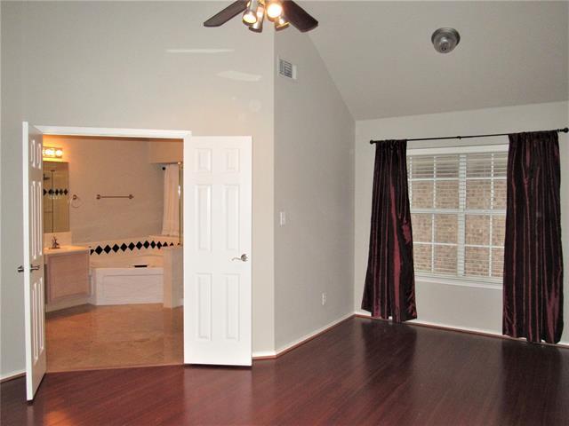 Building Photo - 2325 Keystone Dr