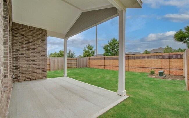 Building Photo - 24838 Harrow Mdw Dr