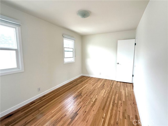 Building Photo - 714 Loma Dr