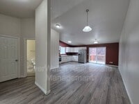 Building Photo - 250 Oklahoma St