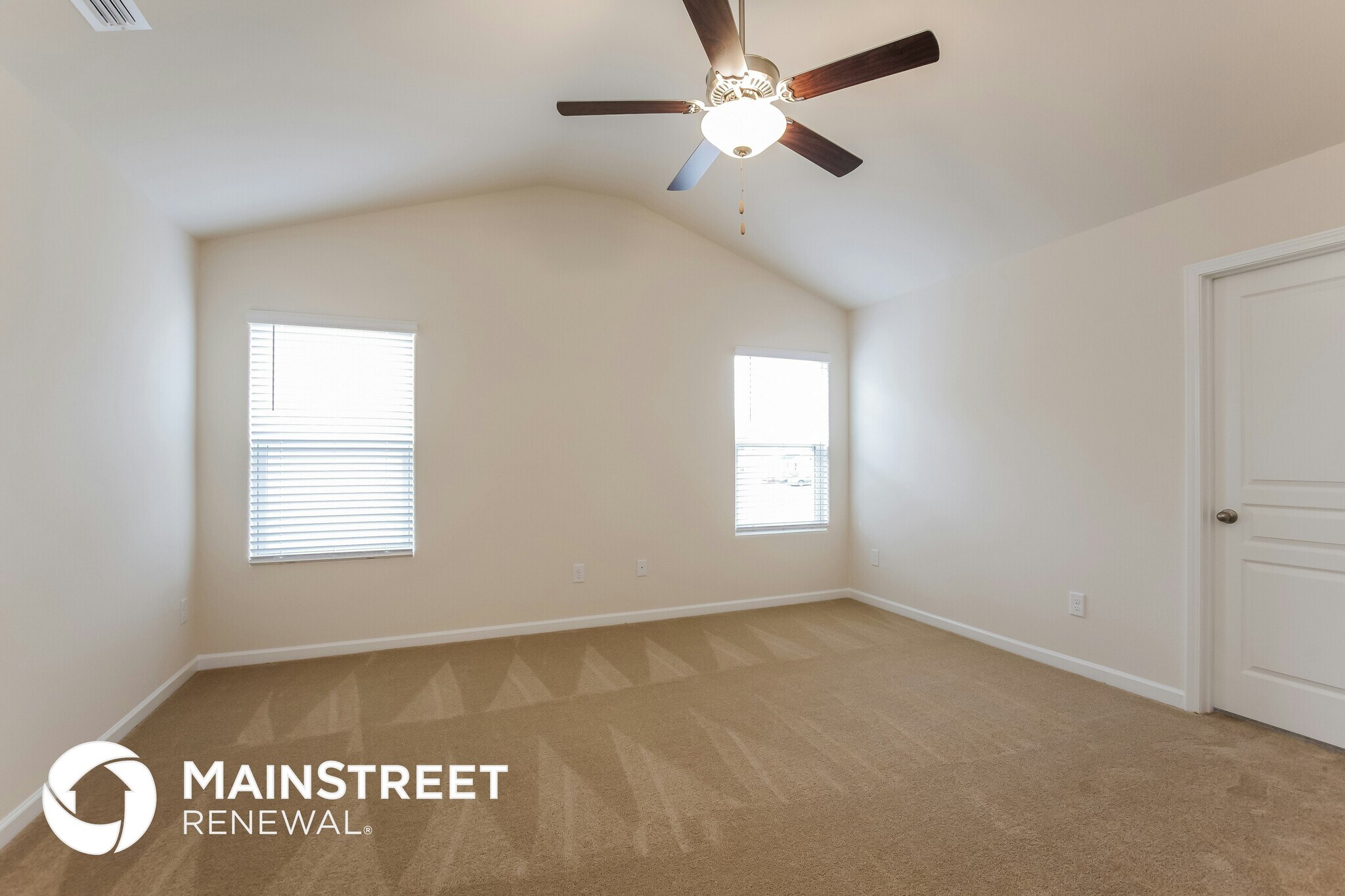 Building Photo - 160 Steamboat Ln