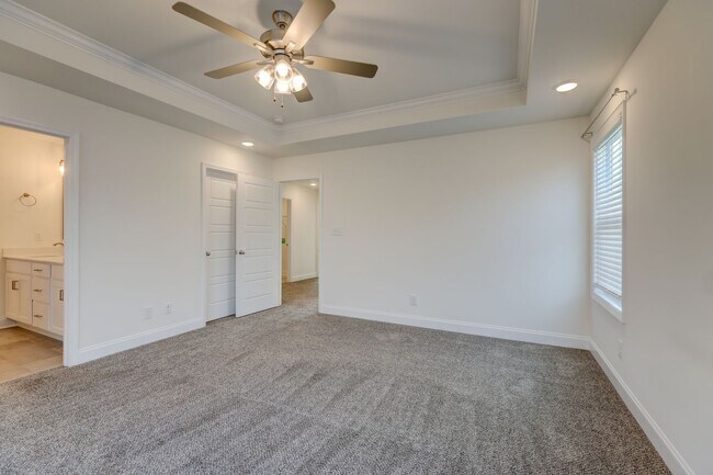 Building Photo - 1385 Harmon Ln