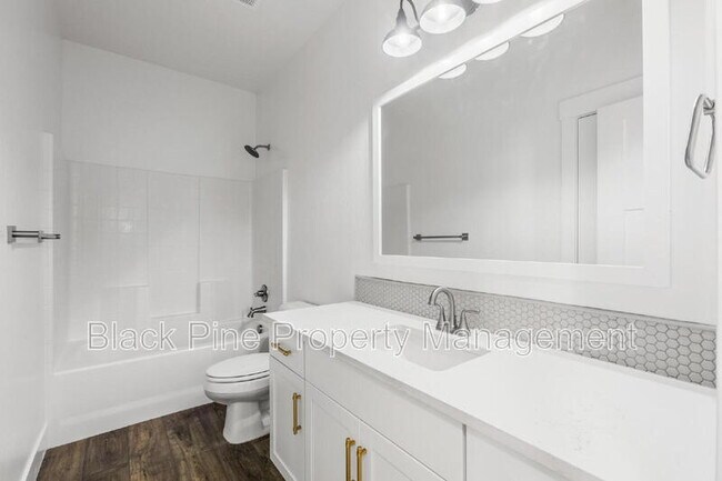 Building Photo - 7184 W Riverwood St